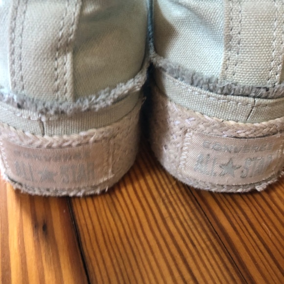 Converse - Picture 2 of 4